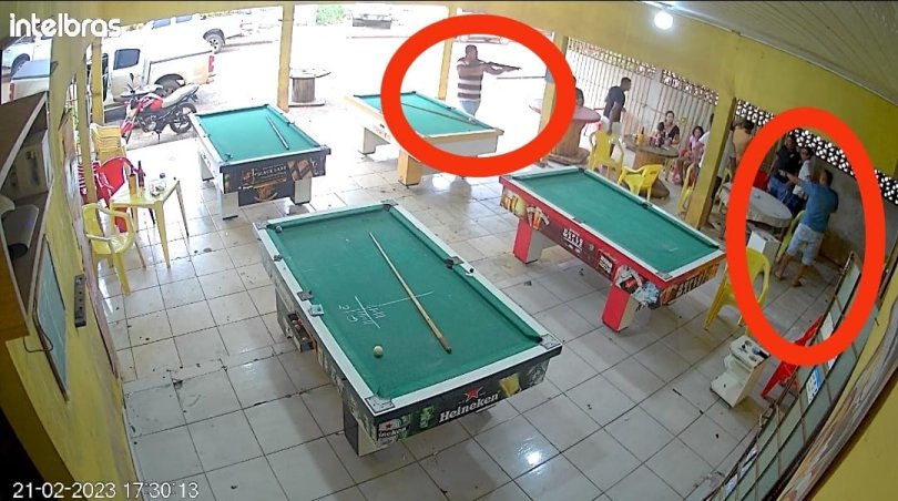 Imagens fortes: Câmeras registram momento em que dupla mata 7 pessoas em  bar de Sinop, após jogo de sinuca(vídeo)