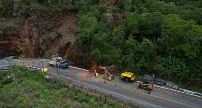 OBRAS PORTAO DO INFERNO.JPG