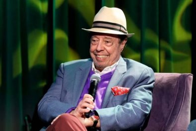 SERGIO MENDES.JPG