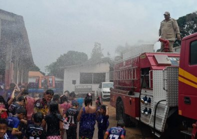 bombeiros-criancas